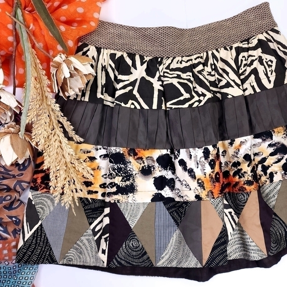 Diane Von Furstenberg Brown Multi-Pattern Skirt Sz 4 - Picture 6 of 11